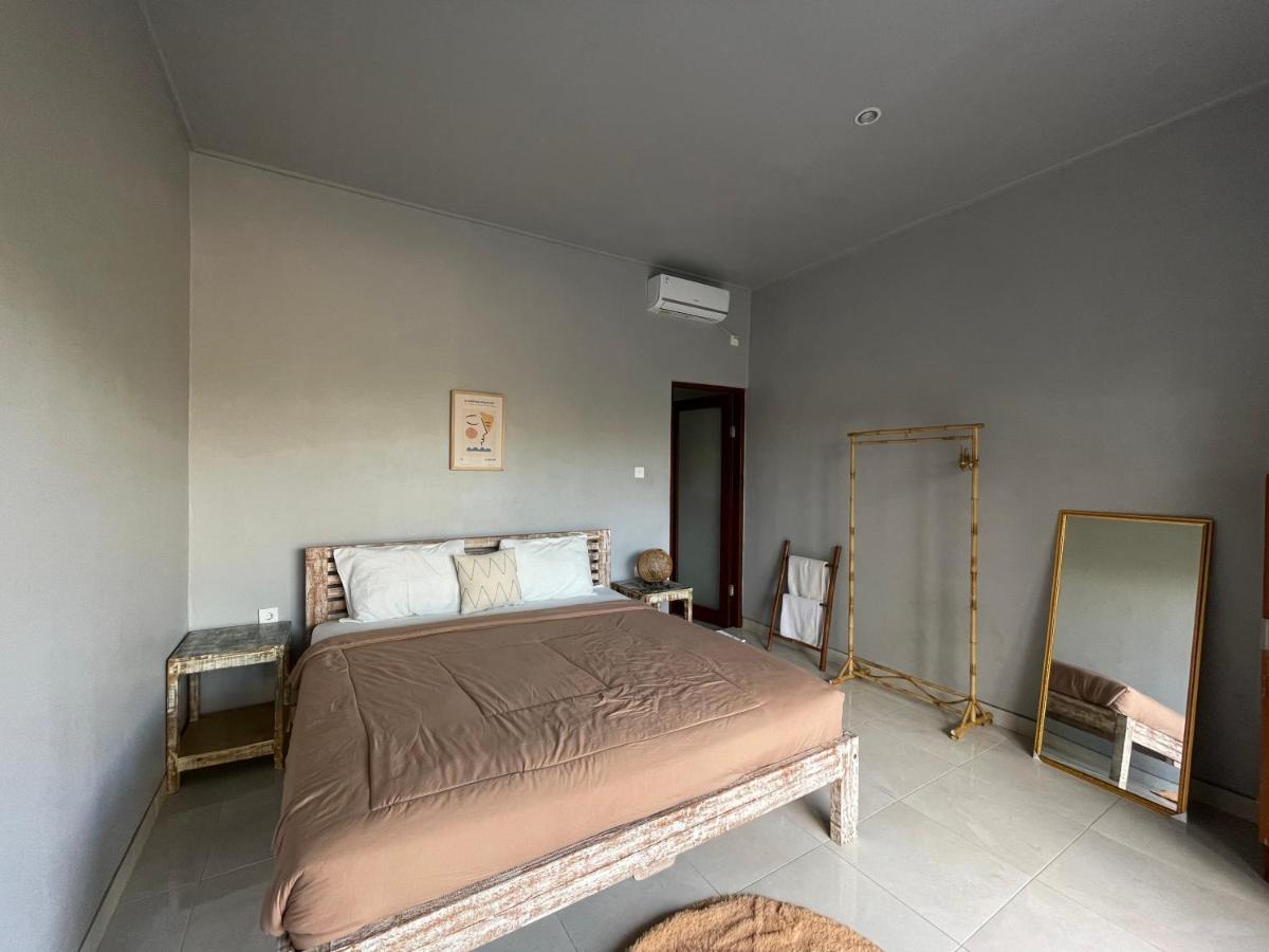 Tyana Private Room In Batu Bolong 26 Canggu Extérieur photo